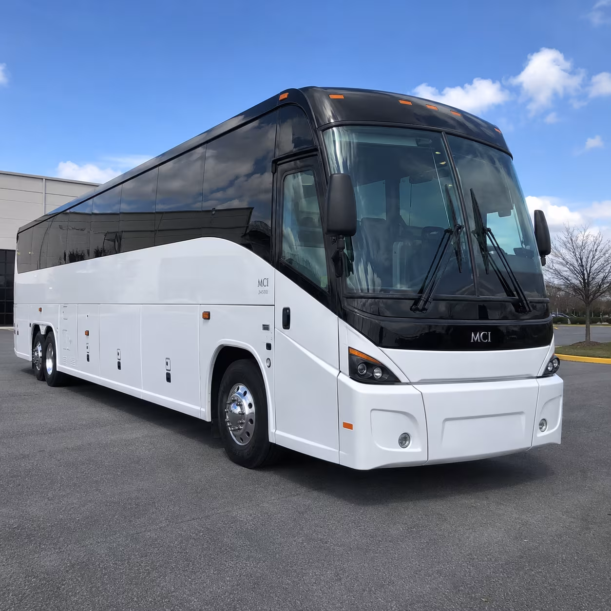 buses to fayetteville regional airport and major hubs for military travel